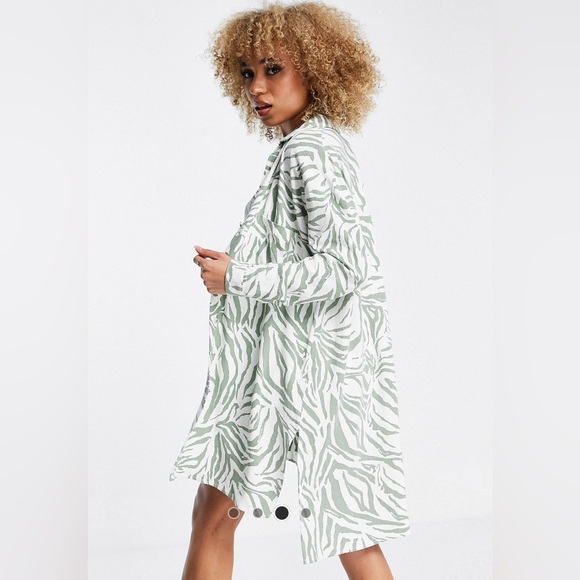 4th & Reckless beach oversized shirt and short in sage zebra - Picture 2 of 9
